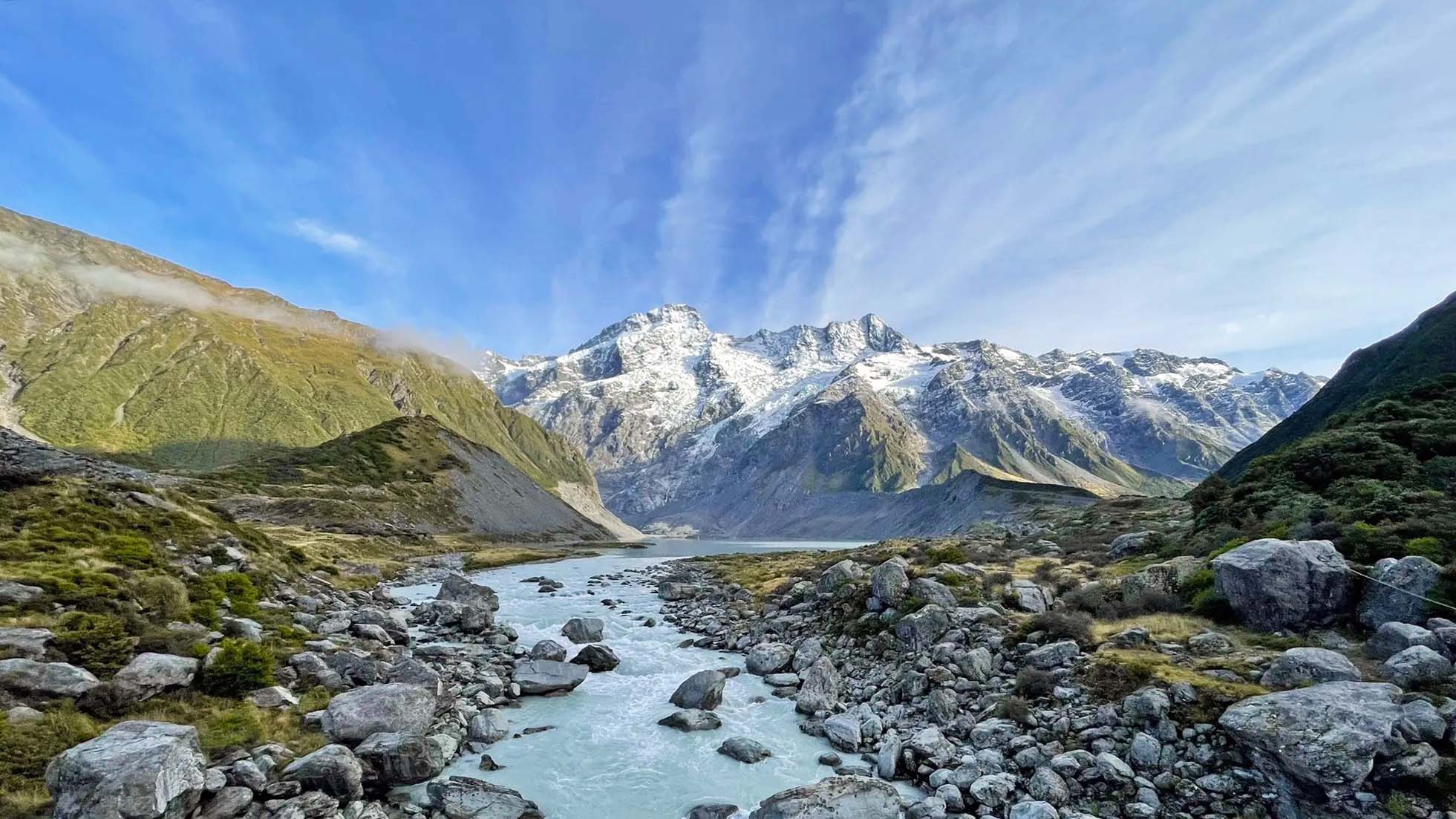 Muller Lake Mount Cook New Zealand